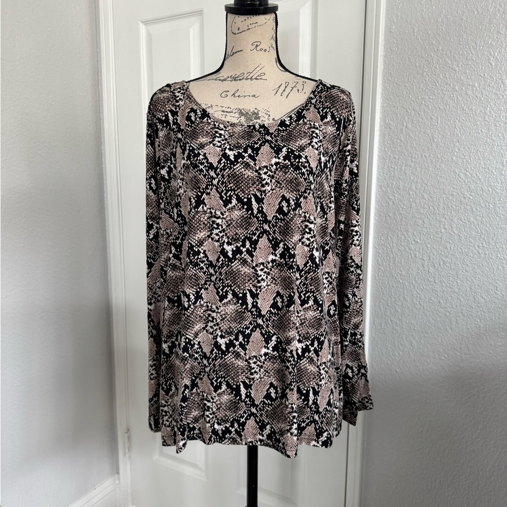 Mario Serrani Women's Snake Print Top